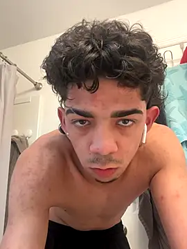 Snapshot of Ryan_12xX chatting on 12.19.25 Ryan 12xX online show from 12.19.25