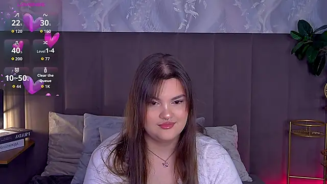 EmilyHyde online show from 11.23.25