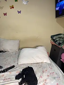 Snapshot of Vliacoooper2 chatting on 11.05.25 Vliacoooper2 online show from 11.05.25