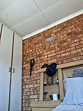 wallacelegend online show from 09.16.25