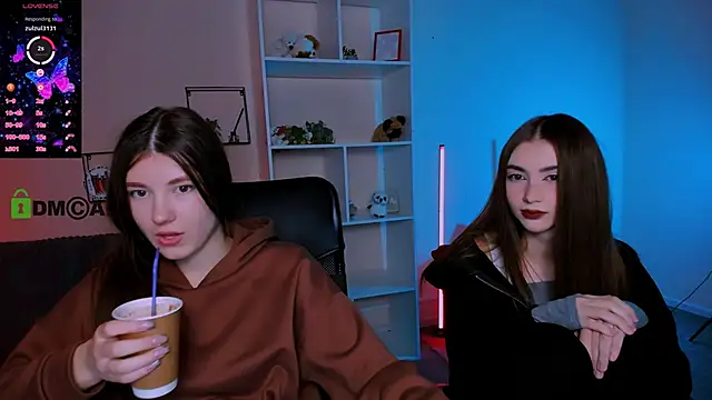 Snapshot of barbara_crazy chatting on 10.13.25 barbara crazy online show from 10.13.25