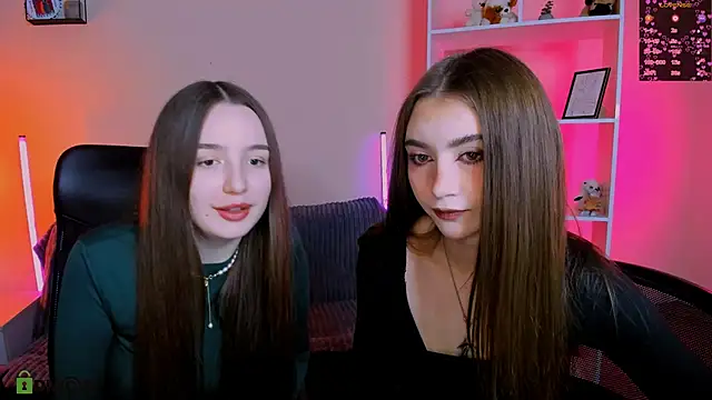 Snapshot of barbara_crazy chatting on 11.28.25 barbara crazy online show from 11.28.25