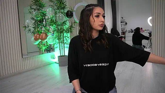 EmmaBlanco online show from 11.08.25