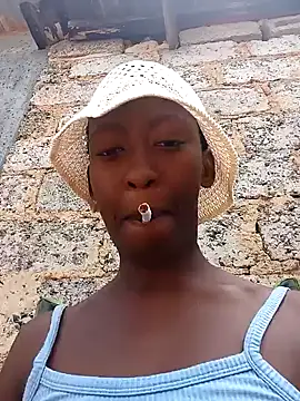 Snapshot of RFeltomWhitJ chatting on 09.23.25 RFeltomWhitJ online show from 09.23.25