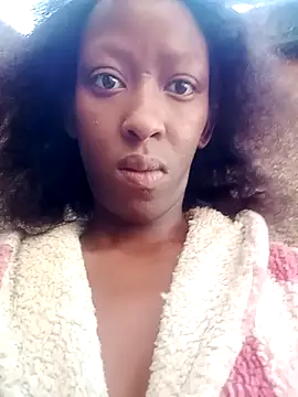 Snapshot of RFeltomWhitJ chatting on 11.22.25 RFeltomWhitJ online show from 11.22.25