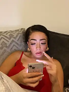 ItsCOCOx online show from 09.24.25