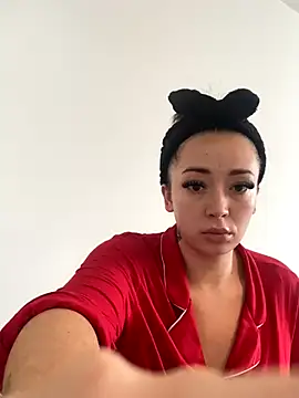 ItsCOCOx online show from 11.07.25