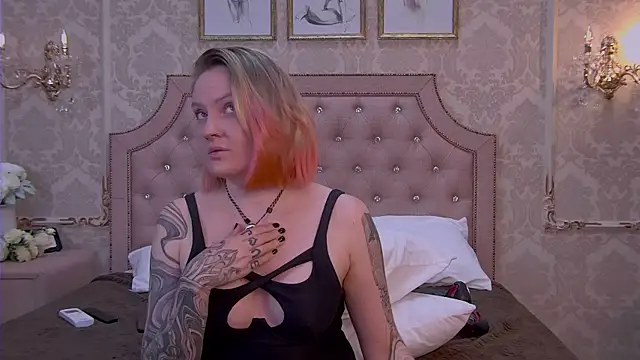 Kate Storm online show from 10.23.25