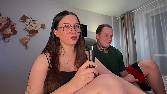 Snapshot of wwow_meow chatting on 11.20.25 wwow meow online show from 11.20.25