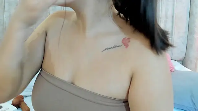 thamiina  online show from 02.23.26