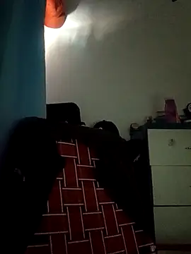 Snapshot of maxiiii125 chatting on 11.18.25 maxiiii125 online show from 11.18.25