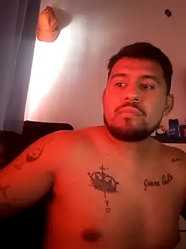 Snapshot of maxiiii125 chatting on 11.21.25 maxiiii125 online show from 11.21.25