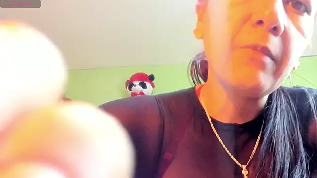 hot Dariana pantyhose online show from 11.10.25