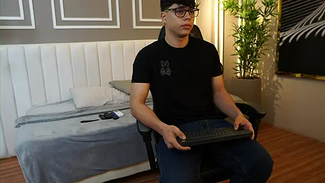 Ethan occonor online show from 11.06.25