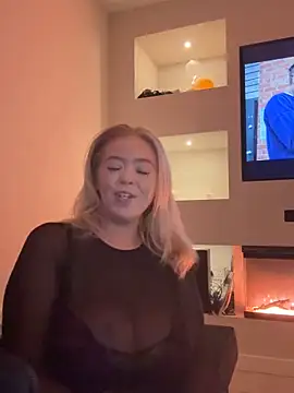 KaylaTrudi online show from 09.20.25