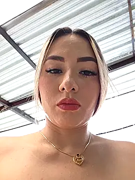 Natasanz online show from 04.17.26