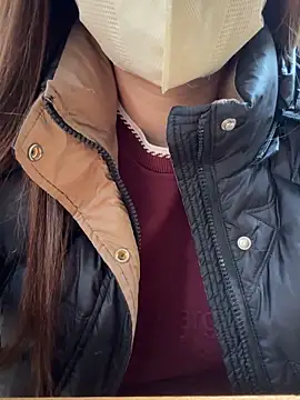 PhuongNhi21 online show from 11.19.25