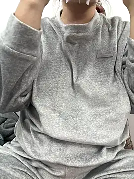 PhuongNhi21 online show from 11.28.25