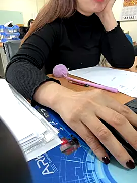 PhuongNhi21 online show from 12.01.25