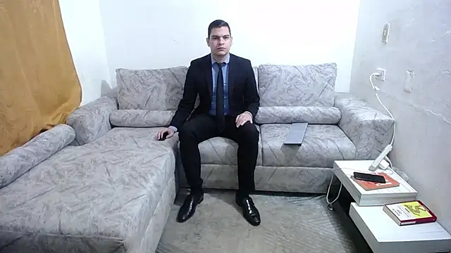 Victor Maitland online show from 10.21.25