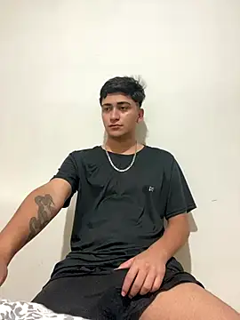 Tavinho067 online show from 11.10.25