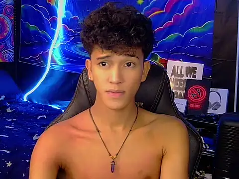 Snapshot of kenbigcockxx chatting on 07.21.26 kenbigcockxx online show from 07.21.26