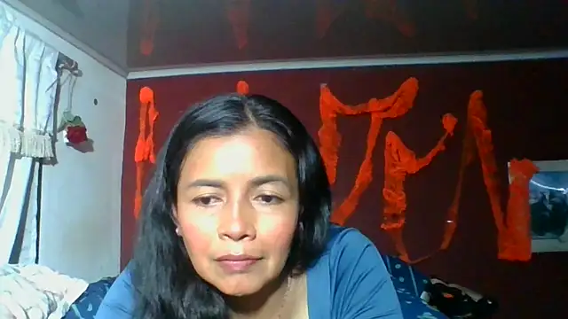 Snapshot of DianaOchoa_ chatting on 10.25.25 DianaOchoa online show from 10.25.25