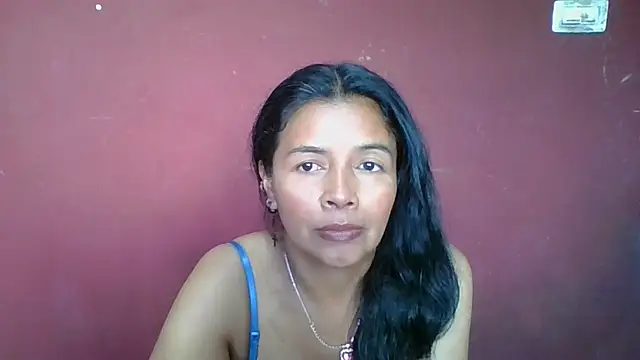 Snapshot of DianaOchoa_ chatting on 01.15.26 DianaOchoa online show from 01.15.26