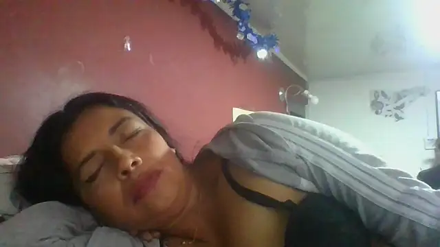 Snapshot of DianaOchoa_ chatting on 02.18.26 DianaOchoa online show from 02.18.26