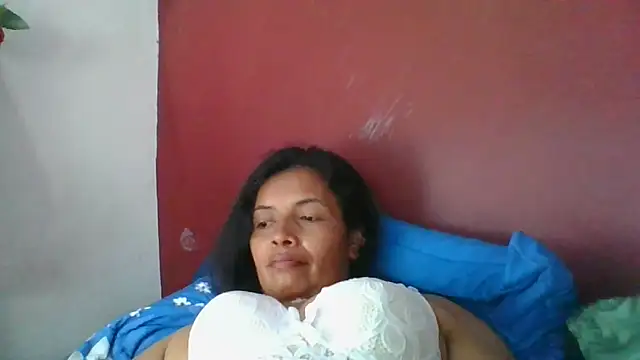 Snapshot of DianaOchoa_ chatting on 03.10.26 DianaOchoa online show from 03.10.26