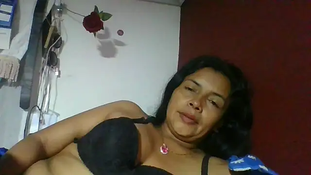 Snapshot of DianaOchoa_ chatting on 04.04.26 DianaOchoa online show from 04.04.26