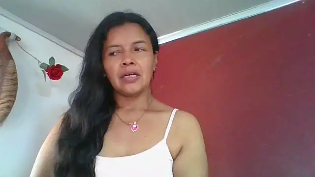 Snapshot of DianaOchoa_ chatting on 04.07.26 DianaOchoa online show from 04.07.26