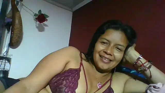 Snapshot of DianaOchoa_ chatting on 05.18.26 DianaOchoa online show from 05.18.26