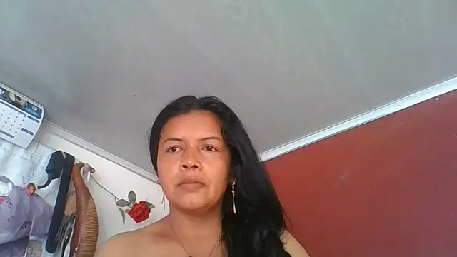 Snapshot of DianaOchoa_ chatting on 05.25.26 DianaOchoa online show from 05.25.26
