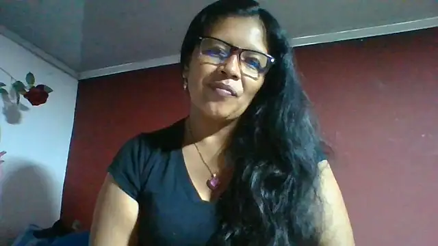 DianaOchoa  online show from 06.14.26