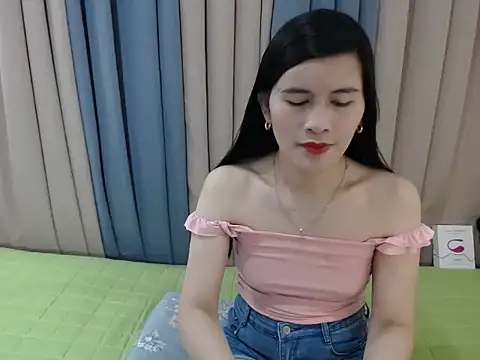 Snapshot of pinay_amaliax chatting on 07.14.26 pinay amaliax online show from 07.14.26