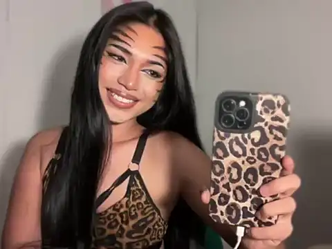 Snapshot of Jessyfoxxx_888 chatting on 10.17.25 Jessyfoxxx 888 online show from 10.17.25