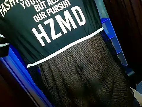 Snapshot of bigfattycocksonya27 chatting on 02.25.26 bigfattycocksonya27 online show from 02.25.26