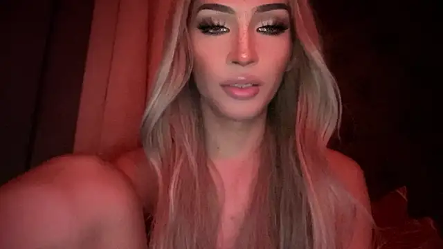 Snapshot of Alicegreenexx chatting on 07.16.26 Alicegreenexx online show from 07.16.26