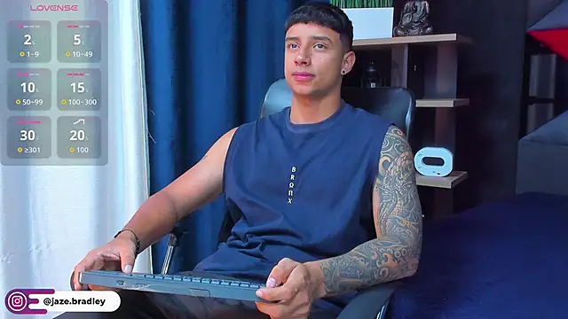 jaze bradley online show from 10.29.25