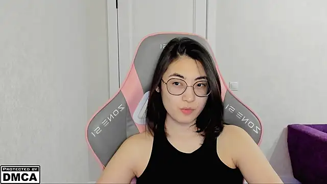 MeilideQian1 online show from 11.02.25