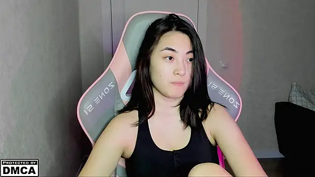 MeilideQian1 online show from 11.23.25