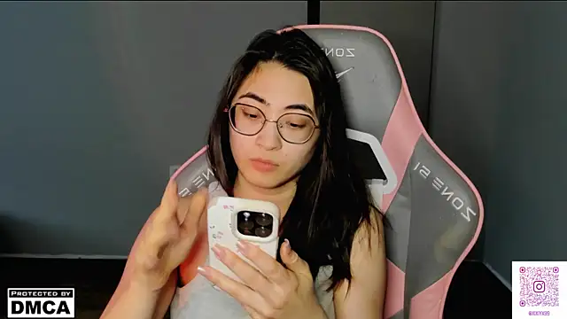 Snapshot of MeilideQian1 chatting on 02.25.26 MeilideQian1 online show from 02.25.26