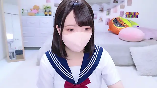 Snapshot of Anzu_xx chatting on 10.28.25 Anzu xx online show from 10.28.25