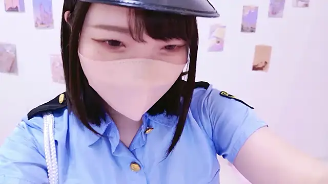 Snapshot of Anzu_xx chatting on 11.11.25 Anzu xx online show from 11.11.25