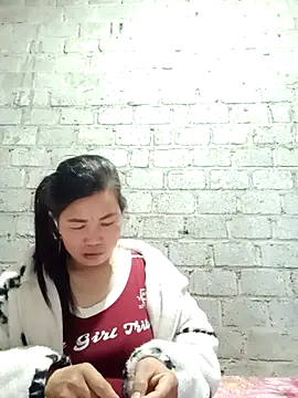 Snapshot of jienrrr chatting on 10.15.25 jienrrr online show from 10.15.25
