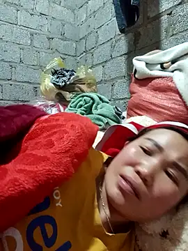 Snapshot of jienrrr chatting on 12.21.25 jienrrr online show from 12.21.25