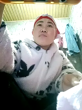 Snapshot of jienrrr chatting on 01.16.26 jienrrr online show from 01.16.26