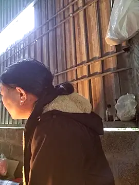 yoowwmr online show from 11.10.25