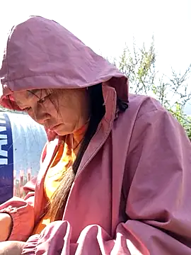 yoowwmr online show from 11.27.25